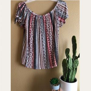 Aztec Print Off Shoulders Top 😍✨✨